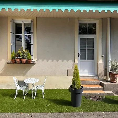 Parking&terrasse Près Du Centre Appartement