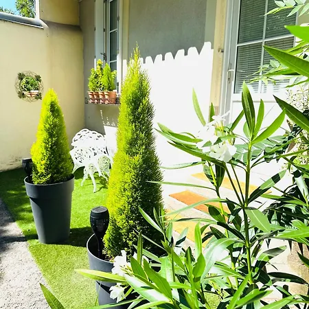 Appartement Parking & Terrasse Pres Du Centre Nantes