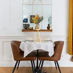 Parking & Terrasse Pres Du Centre Апартаменты